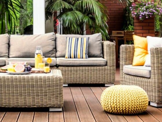 7 Vibrant Summer Colour Trends for a Stylish Outdoor Oasis in 2024