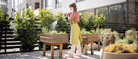 10 Simple Swaps for Sustainable Outdoors 