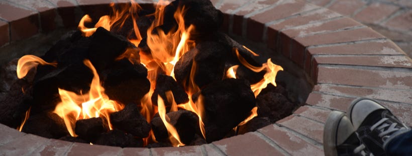 Outdoor firepit